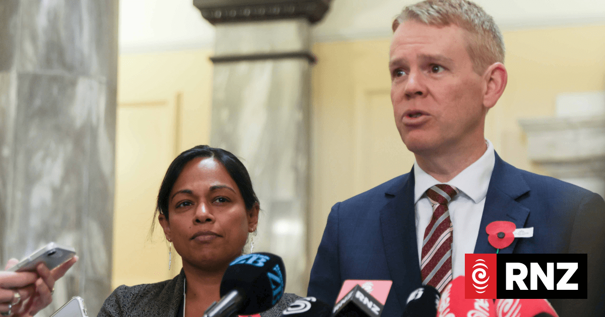 Chris Hipkins announces Labour will back India free trade deal