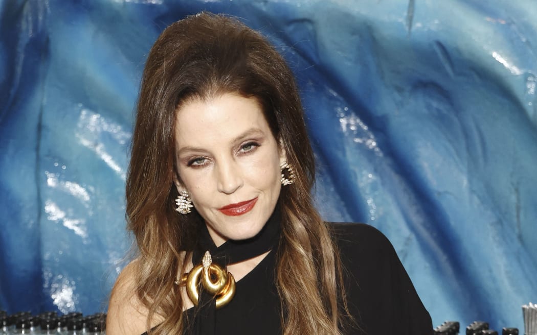 BEVERLY HILLS, CALIFORNIA - JANUARY 10: Lisa Marie Presley with Icelandic Glacial at the 80th Annual Golden Globe Awards at The Beverly Hilton on January 10, 2023 in Beverly Hills, California.   Joe Scarnici/Getty Images for Icelandic Glacial/AFP (Photo by Joe Scarnici / GETTY IMAGES NORTH AMERICA / Getty Images via AFP)