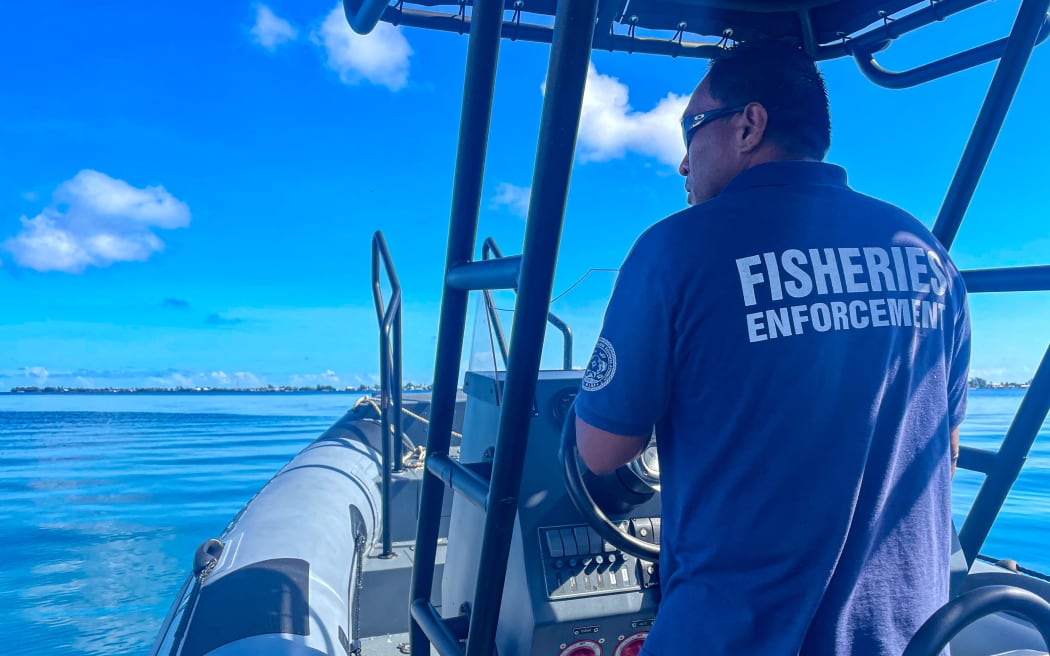 Regular boardings and inspections of fishing boats and tuna carrier vessels in Majuro by Marshall Islands Marine Resources Authority enforcement officers is part of the authority's active monitoring and surveillance program. Photo: Francisco Blaha.