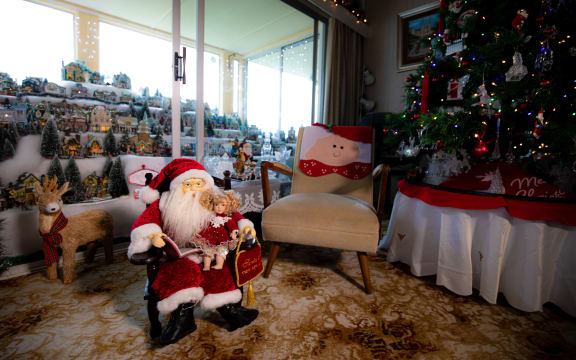 Joyce Morton lives in Auckland's Mount Roskill and every year she transforms her house into the North Pole itself.