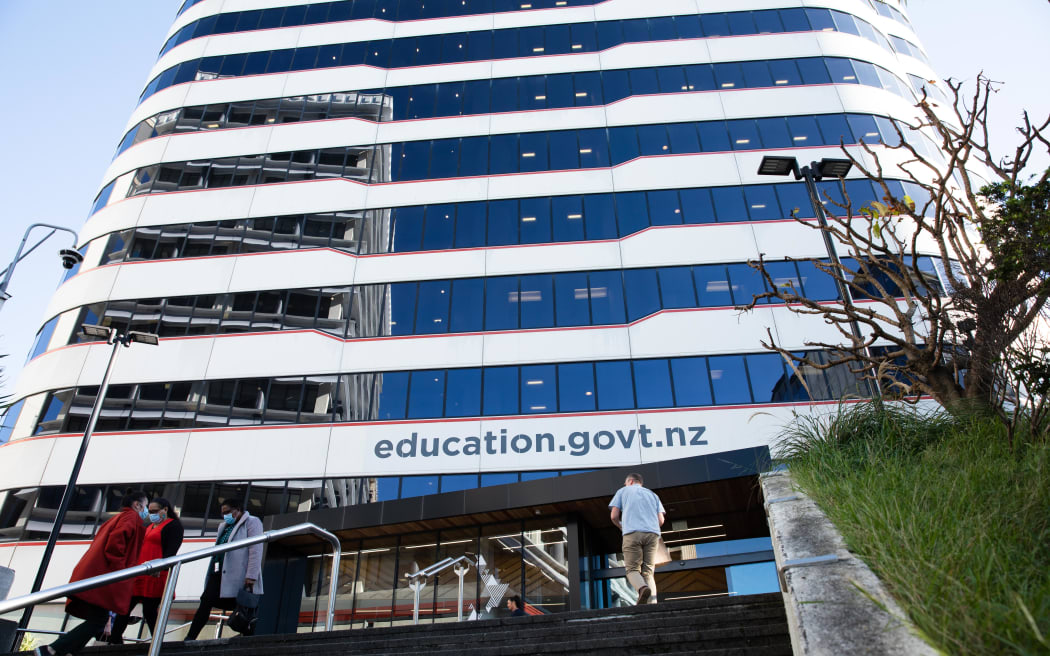 Education Ministry workers on tenterhooks awaiting job cuts news