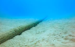 Underwater communications cable