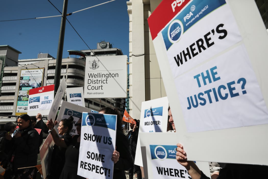 Court workers in Wellington were among 2000 staff who went on strike for two hours on Wednesday for higher pay and better conditions.