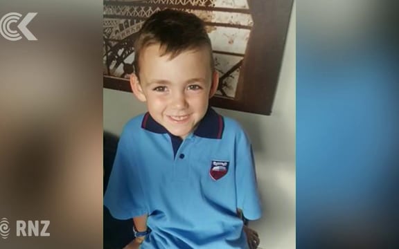 Parents told long pants for kids too expensive: RNZ Checkpoint