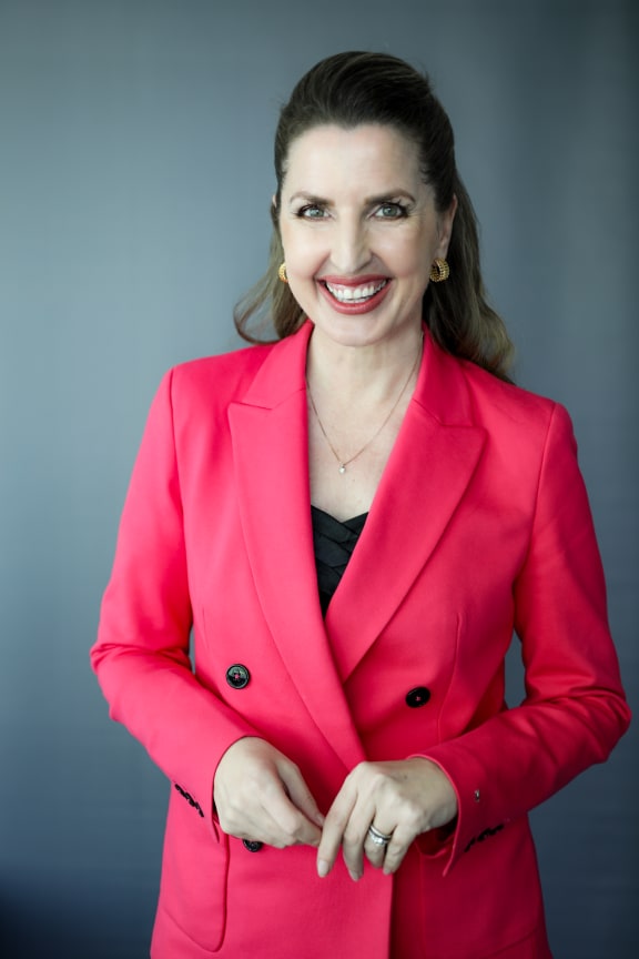 Amanda gillies rnz national presenter