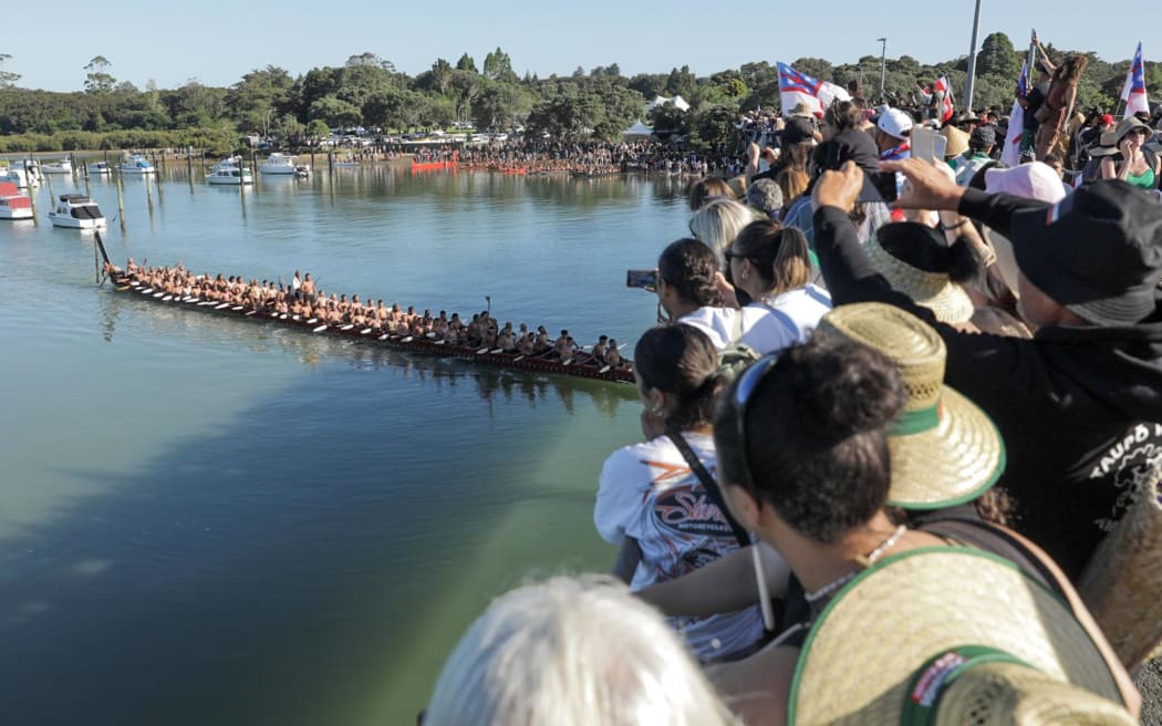 Crowds on Waitangi Bridge watching the Waka parade.