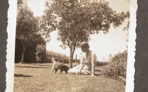 Rhoda McWhannell and her cat Diddums in the 1940s