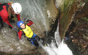 Mike Harris canyon guiding in Japan