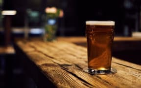 A Mt Albert Karaoke bar is now closed after they withdrew their on-licence application. (File image)