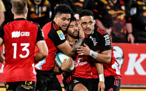 Richie Mo'unga of the Crusaders celebrates his try in the Super Rugby Pacific Final against the Chiefs at FMG Stadium in Hamilton.