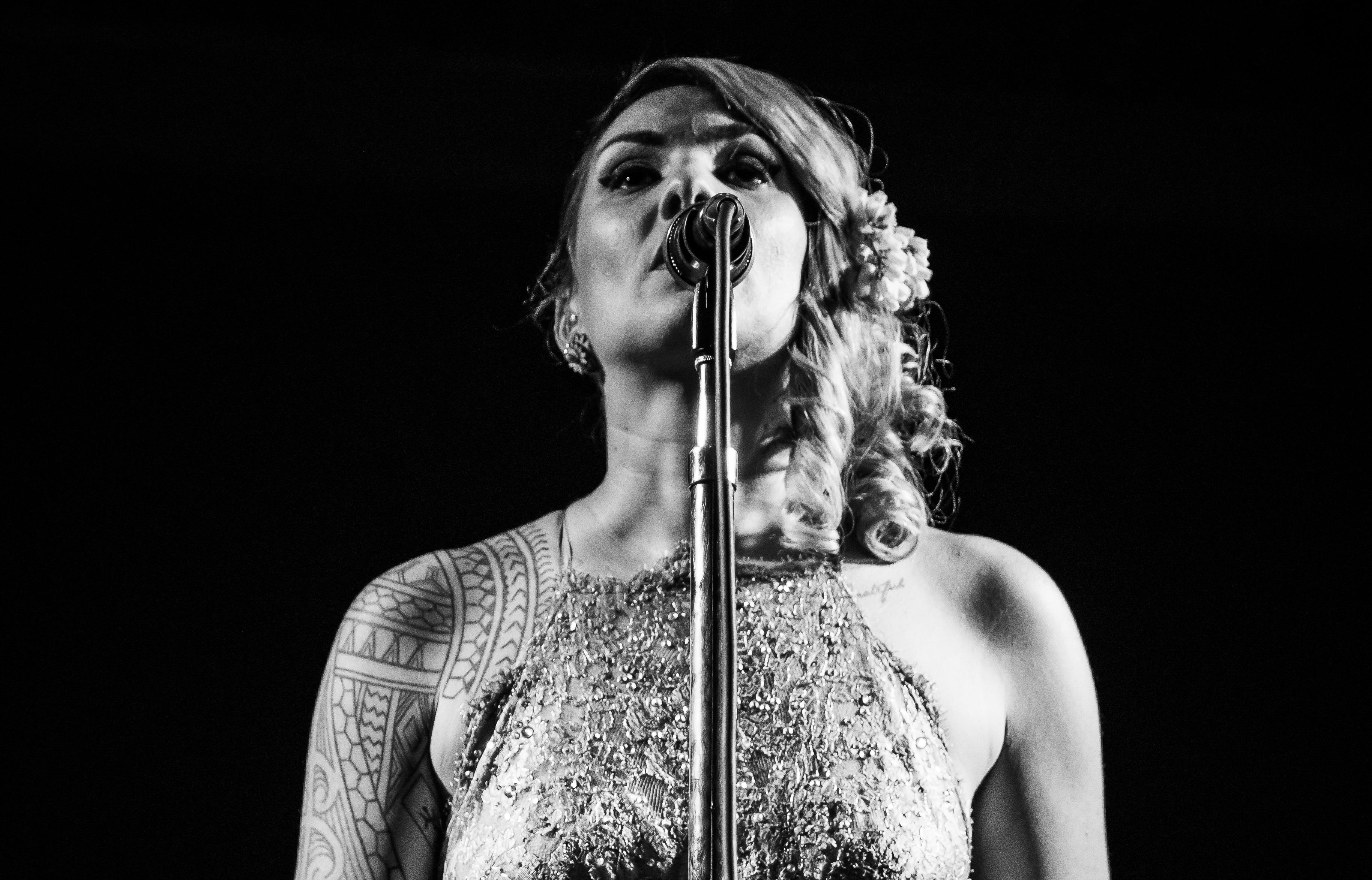 Hollie Smith performing at Auckland's Anthology Lounge, August 28, 2018.