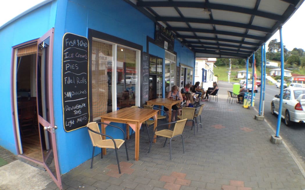 The Rusty Snapper - the only sit-down cafe in Kawhia - has closed its doors.