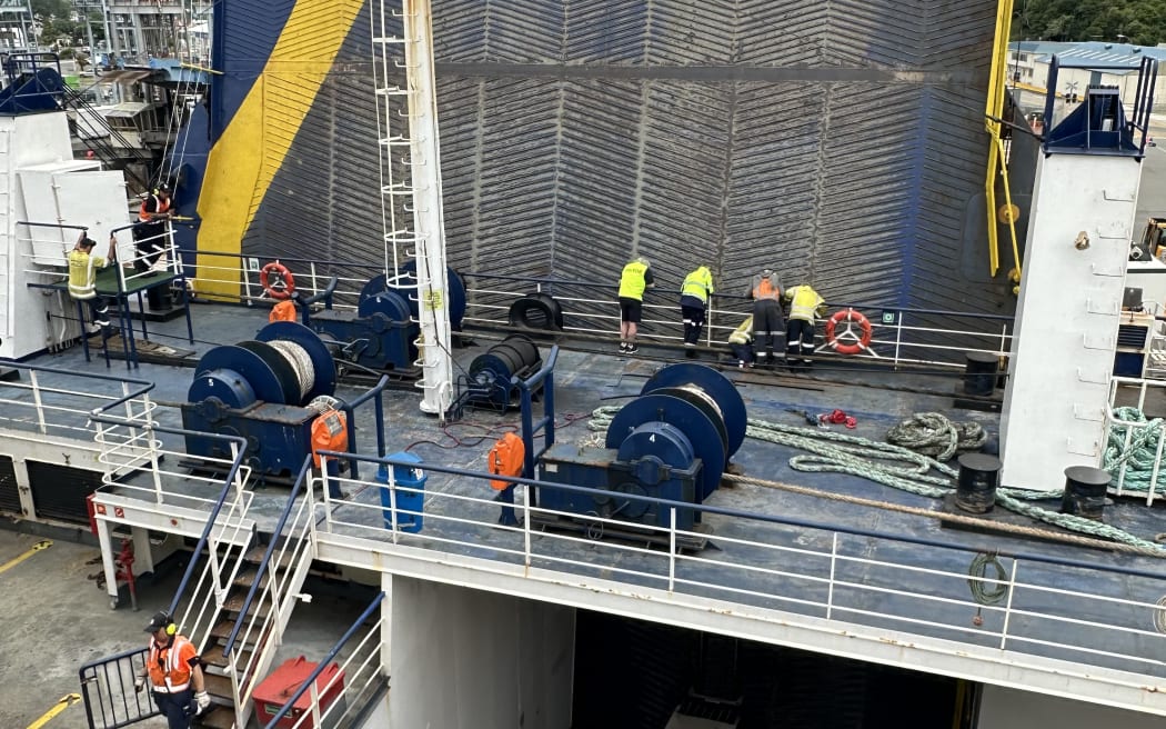 Photo of the ramp on the Connemara that is stuck and preventing passengers from disembarking. 