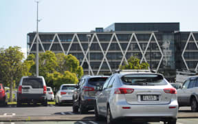 Manukau Station Road