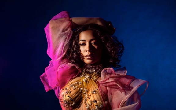 Lou'ana Summer in May