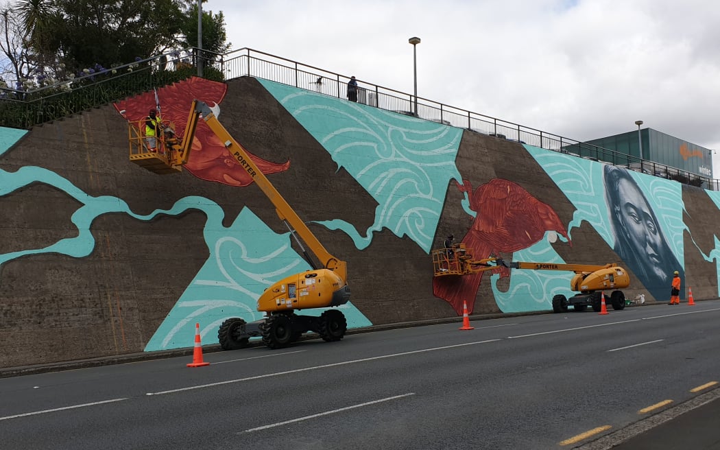 New mural in Anglesea St in Hamilton.