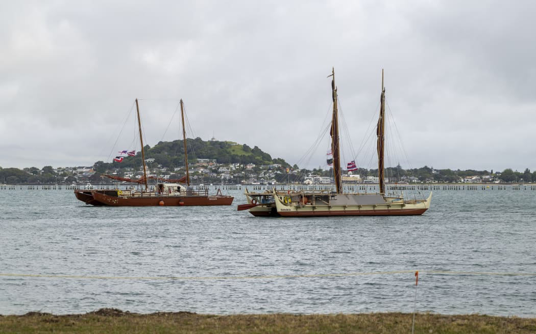Hōkūleʻa and her sister vessel Hikianalia were welcomed into Ōkahu Bay by Ngāti Whātua Ōrākei, joined by Haunui, a waka hourua from Te Toki Voyaging Trust.