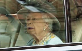 HM Queen Elizabeth II arrives at Westminster for the state opening of Parliament on Tuesday 11th May 2021.  (Photo by Tejas Sandhu/MI News/NurPhoto) (Photo by MI News / NurPhoto / NurPhoto via AFP)