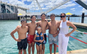 Leah Tautiaga with Jamieson, Rylin, Kaylis, Josiah and Willow.