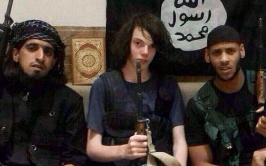 A Twitter image posted in December 2014 appears to show Jake Bilardi (centre) with two men believed to be IS members.