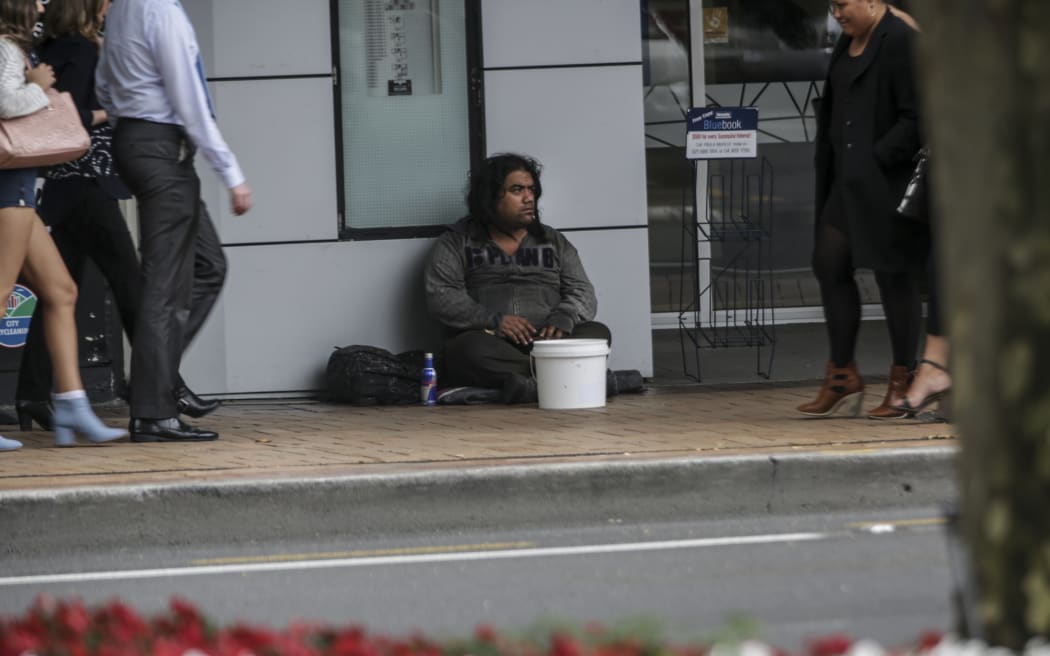 Beggers in Wellington