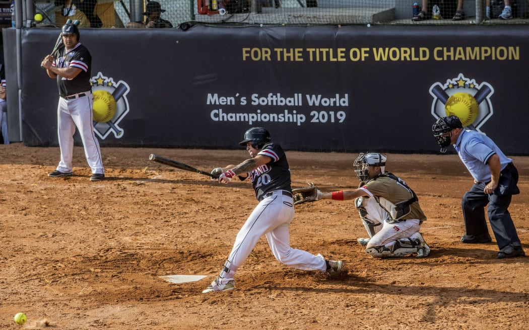 Thomas Enoka in action for the New Zealand Black Sox.
