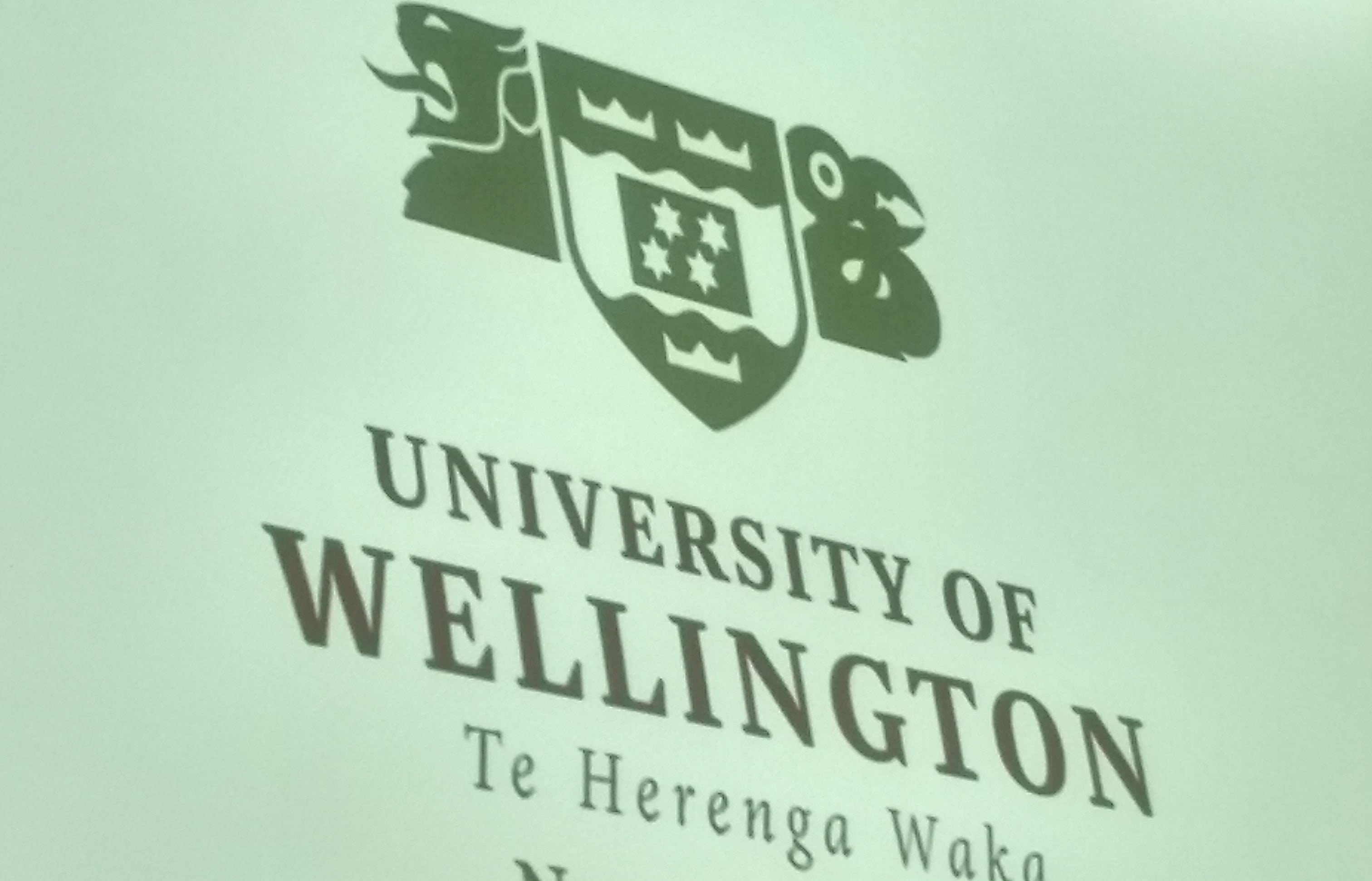 The proposed new logo for Victoria University of Wellington without on the former monarch in the name.