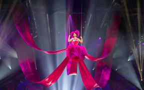 New Zealand musician Estère will perform in the 2022 World of Wearable Art Awards Show.