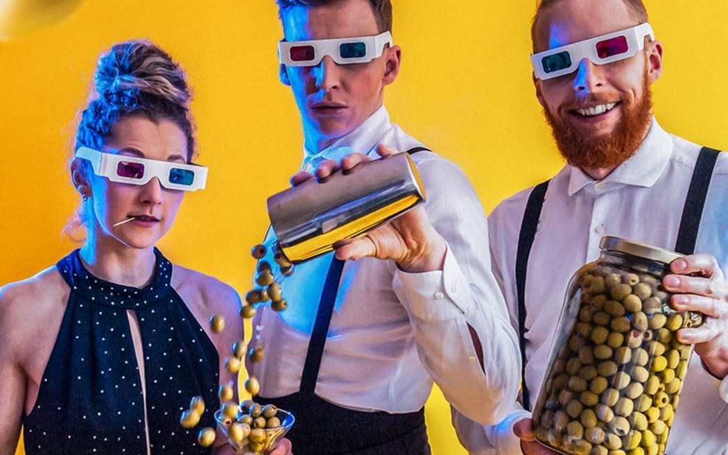 Laser Kiwi trio