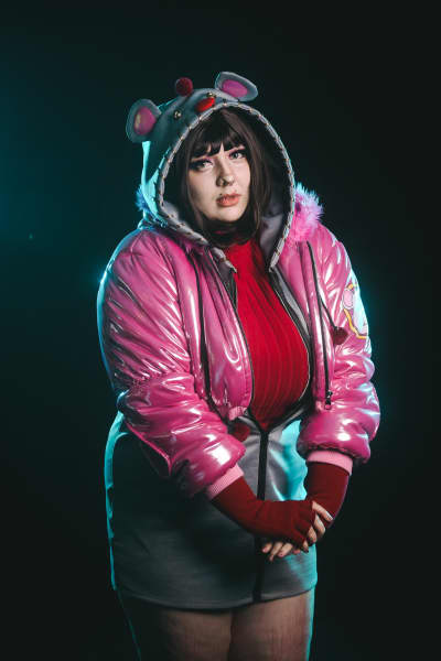 Cosplayer Wattson dressed as Natalie ‘Wattson’ Paquette from Apex Legends.