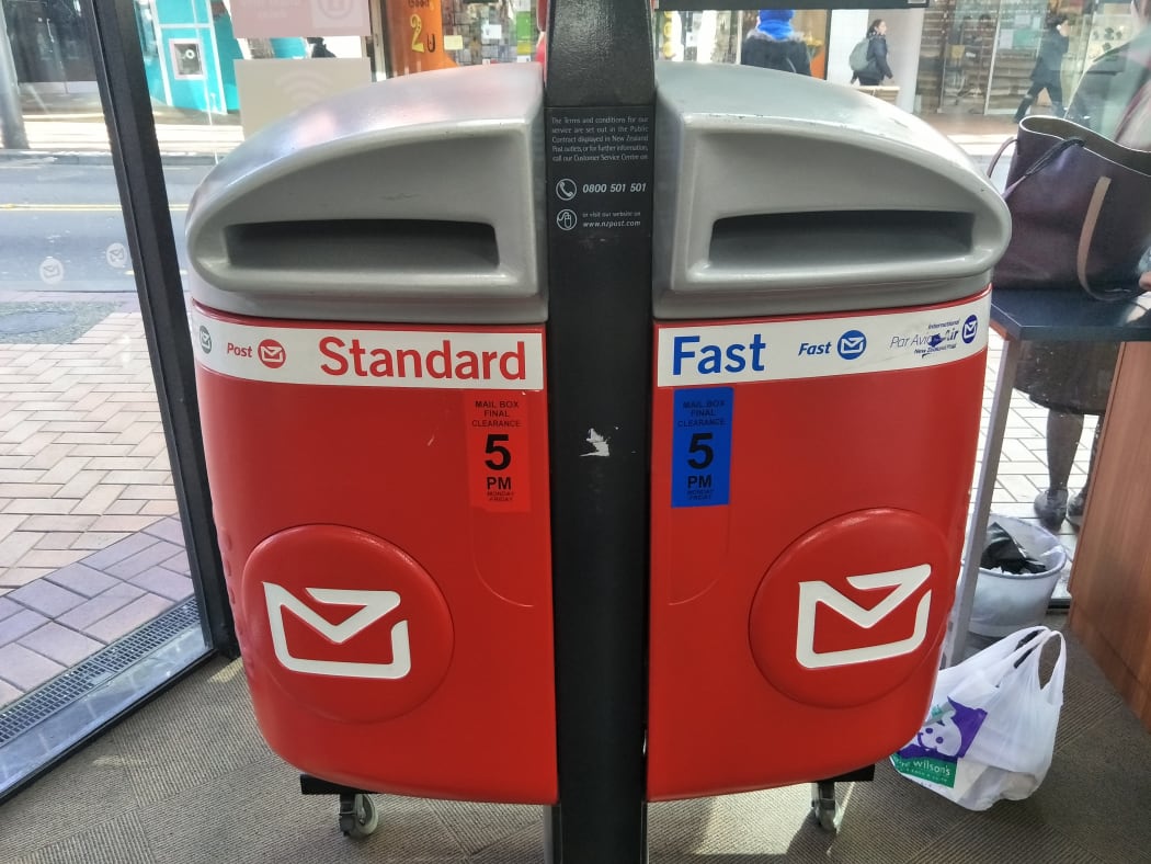 Post box, Wellington, August 2017