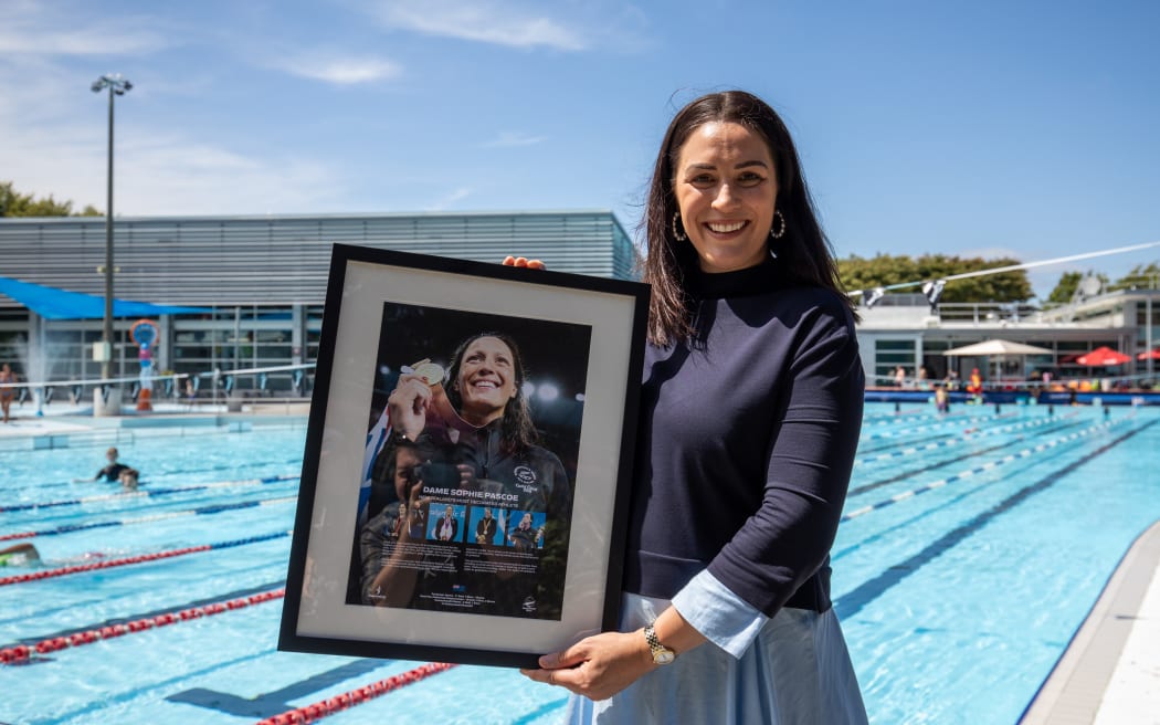 Dame Sophie Pascoe retires