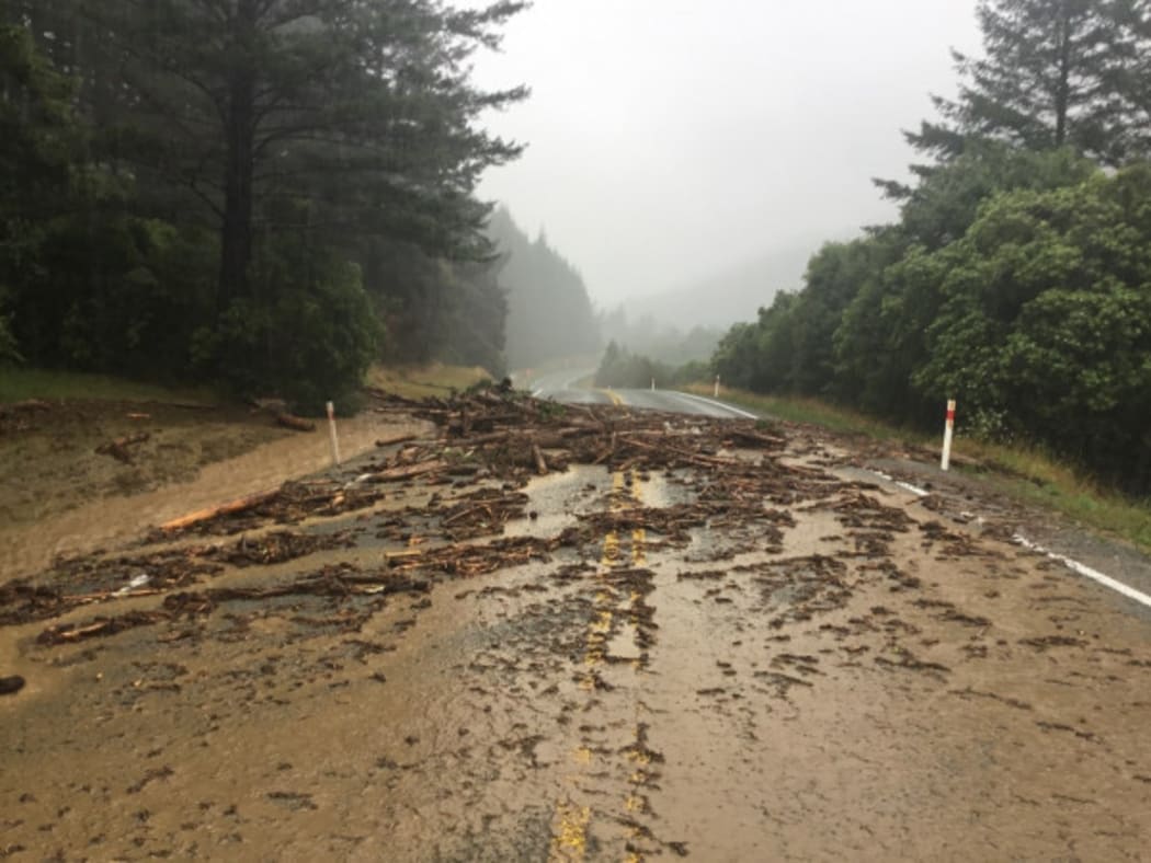 Road crews have been clearing slash and slips material that fell on to SH6 at Ngā Whangamoa after heavy rainfall.