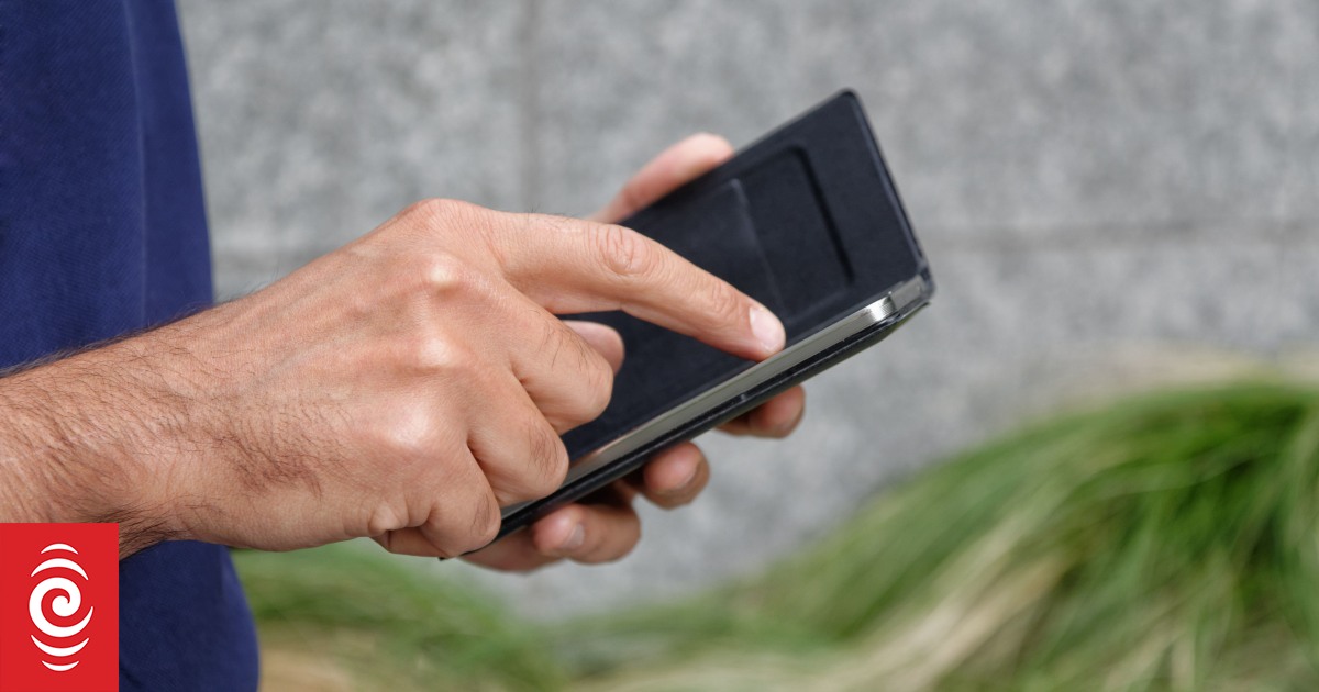Hearing group upset at 111 text breakdown | RNZ News