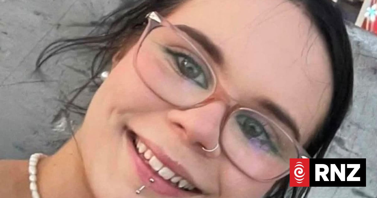 Family of young woman killed by truck driver fight for law change