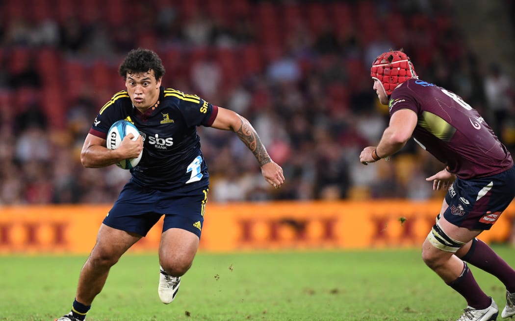 Thomas Umaga-Jensen (left) of the Highlanders.