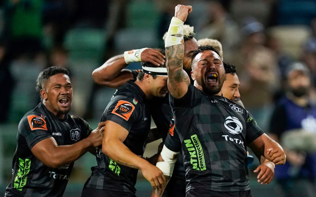 Hawke's Bay celebrate an after the whistle win over Canterbury 2020.