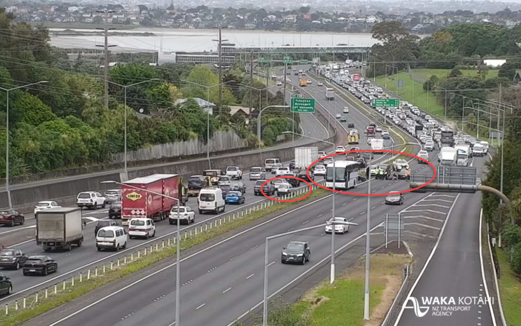 Both the on and off-ramps at Northcote Road on Auckland's Northern Motorway were blocked for around an hour on Friday, 21 October, while separate crashes were cleared.