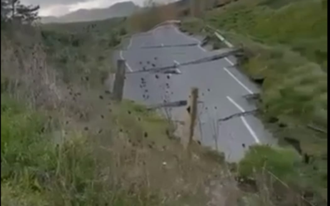 The slip on Tiniroto Rd