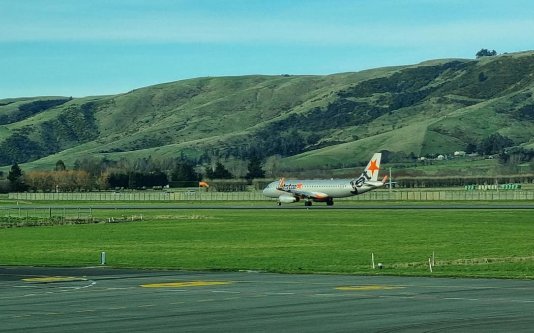 First Jetstar flight arrives in Dunedin