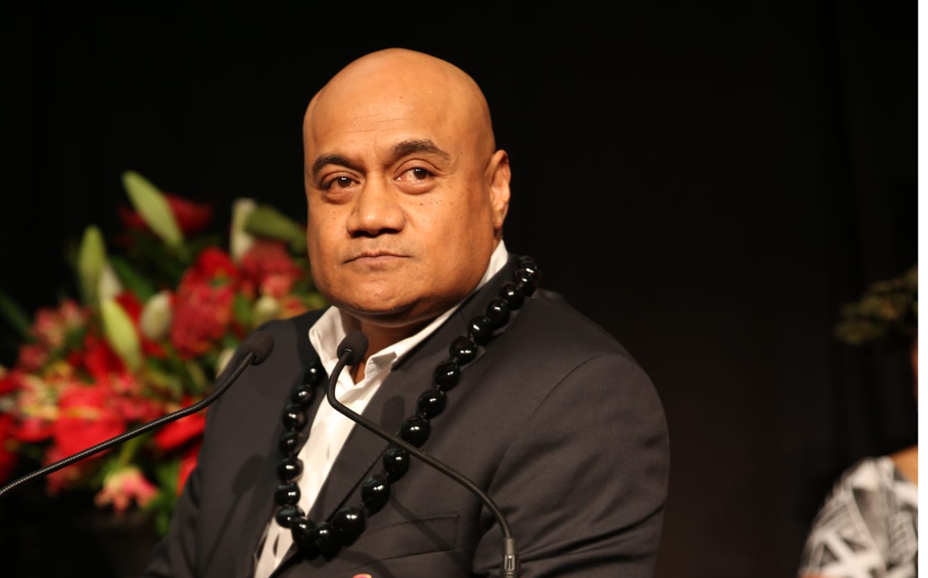 Oscar Kightley is the recipient of the Fulbright-Creative New Zealand Pacific Writer’s Residency for 2019.