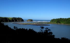 Tongaporutu River