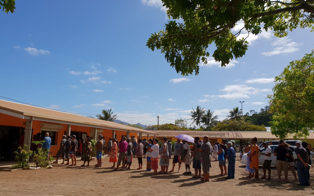 Voters in Montravel