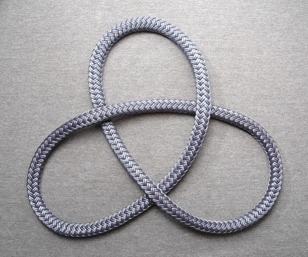 A right-handed trefoil knot