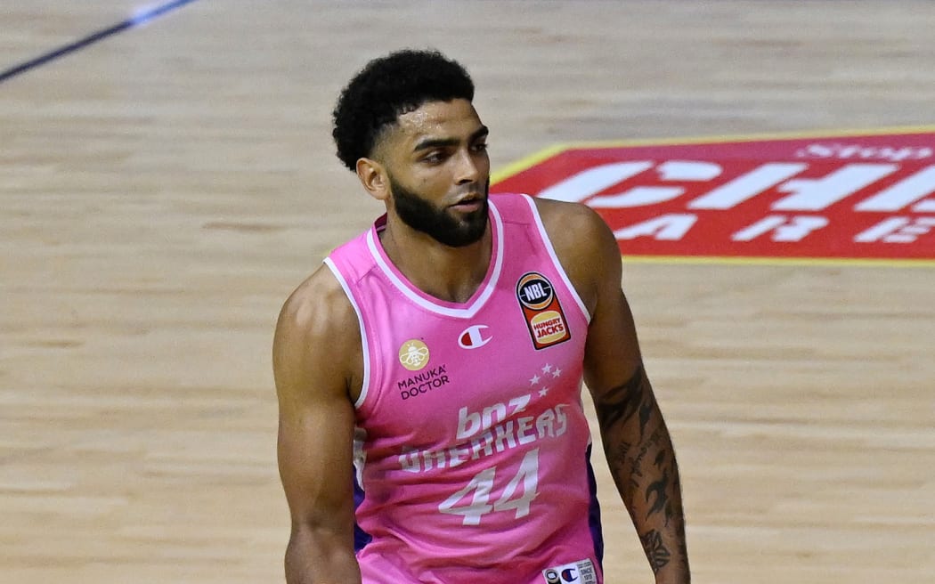 Anthony Lamb of the Breakers. 
NBL match between the New Zealand Breakers and the Tasmania JackJumpers at EventFinda Stadium in Auckland, New Zealand on Friday 26 January, 2024. 
Photo credit: Andrew Cornaga / www.photosport.nz