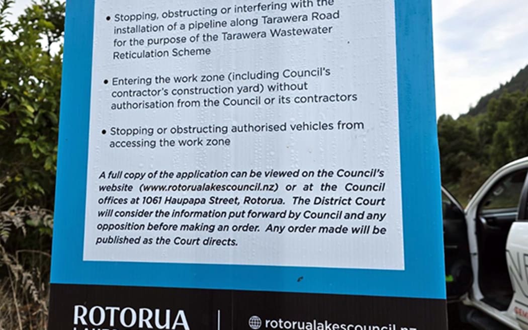 Rotorua Lakes Council erected a sign by Lake Rotokākahi, notifying of its injunction application.