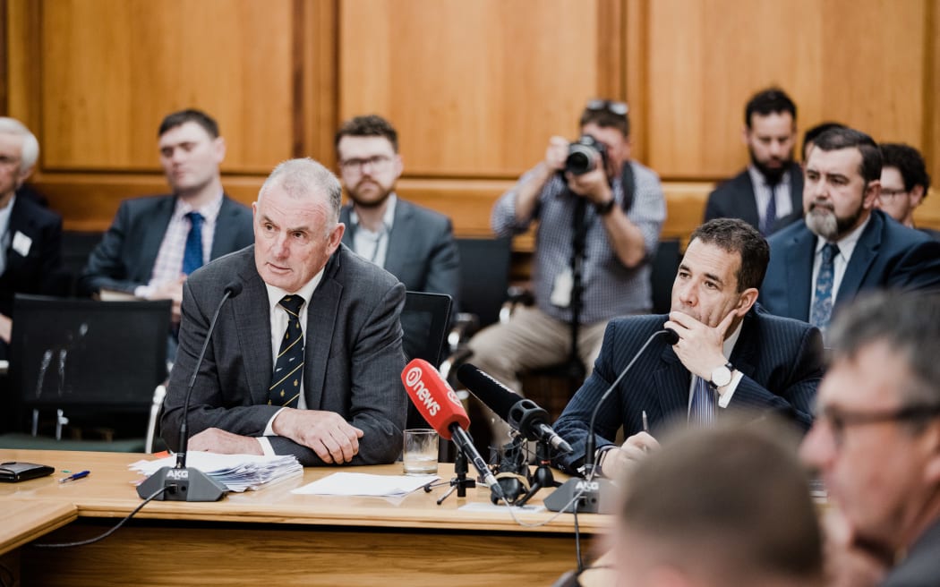 Speaker Trevor Mallard sits beside Parliamentary Services chief executive Rafael Gonzalez-Montero at a select committee hearing on 16 December, 2020.