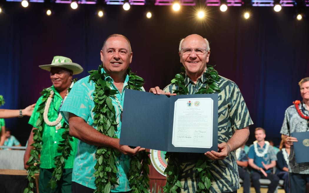 Prime Minister Mark Brown yesterday signed an agreement with City and County of Honolulu mayor, Rick Blangiardi to establish a “sister-city relationship”. Photo: COOK ISLANDS OPM/24060732