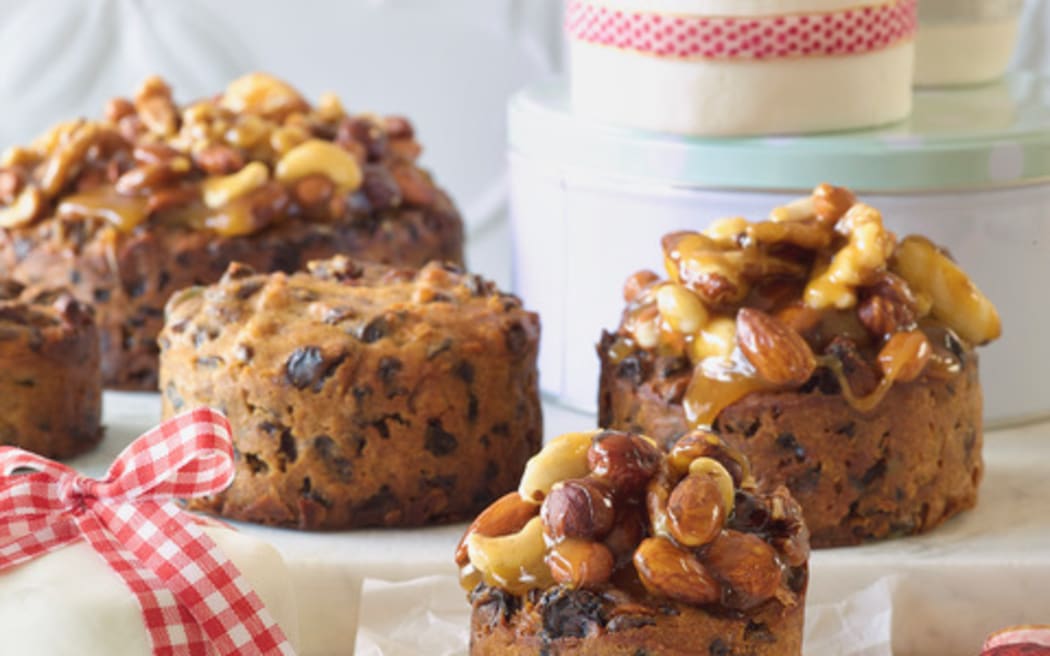 Little Christmas Cakes