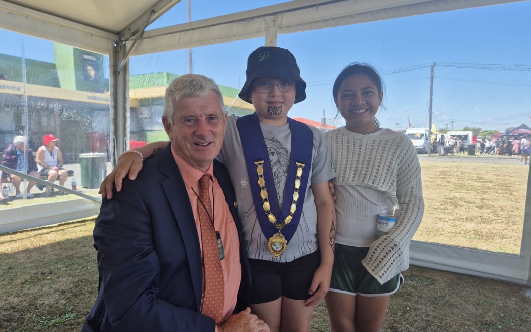 Rangitīkei mayor Andy Watson was interviewed by Anahera and Imara. Imara became mayor for 5 minutes.